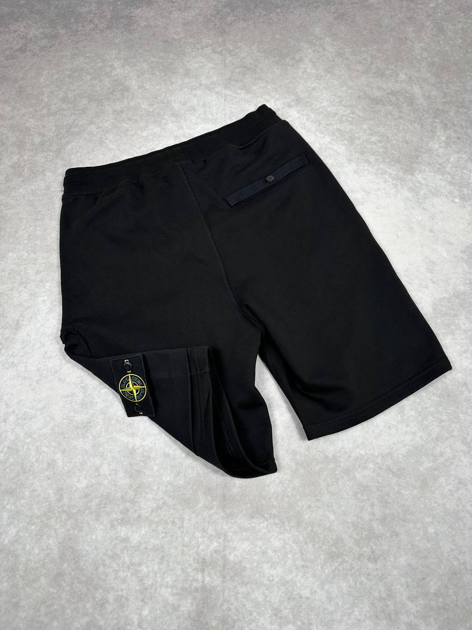 Stone Island Zip Pocket Cargo Bermuda Shorts Mens in Multiple Colors Best Sale UK Reps AAA Quality