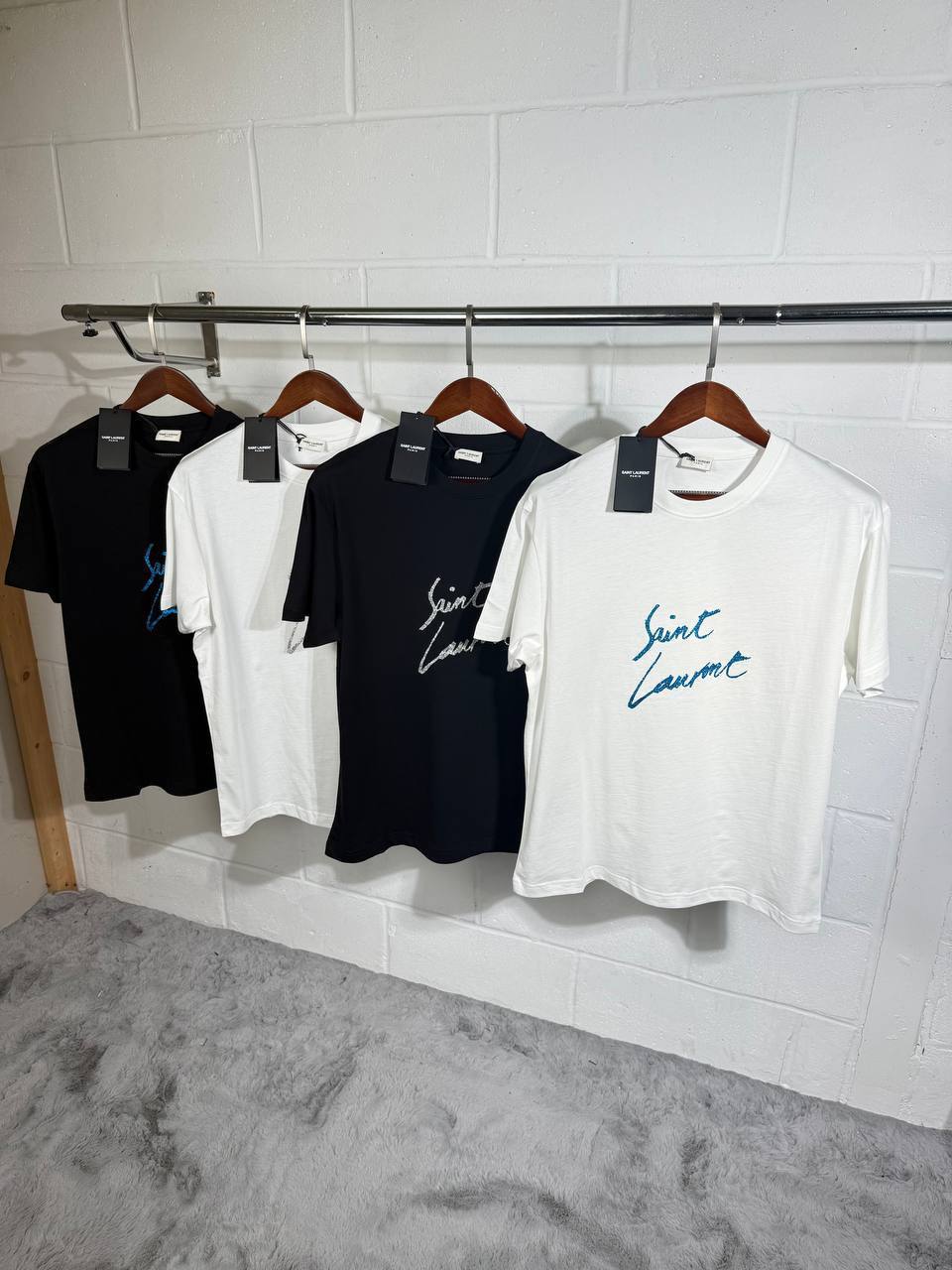 Saint Laurent YSL Signature Logo-Print Cotton Mens T-Shirts in Multiple Colors UK Reps AAA Quality