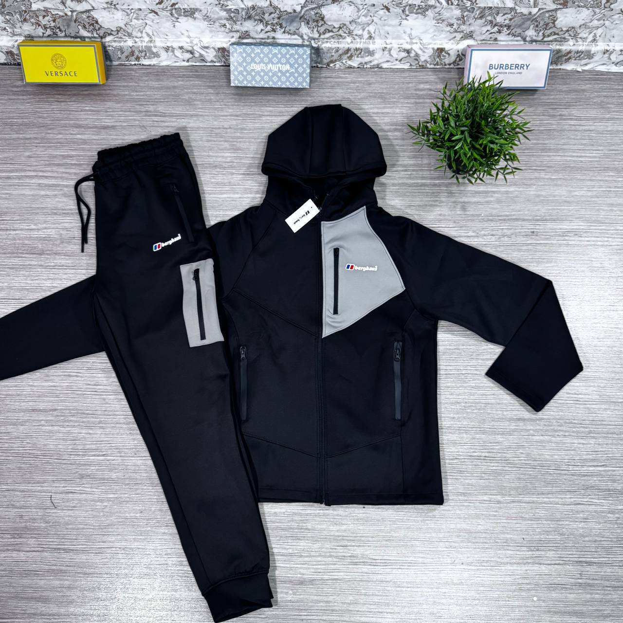 Berghaus Woven Fleece Tracksuits Mens in Multiple Colors Best Sale UK Reps AAA Quality