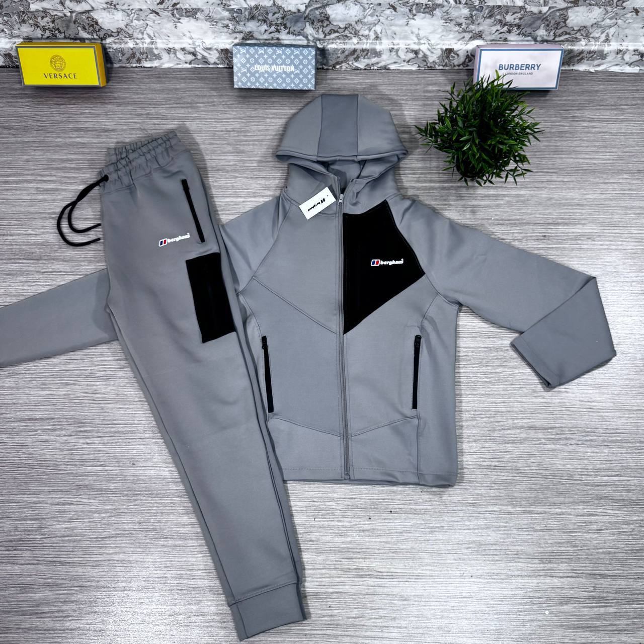 Berghaus Woven Fleece Tracksuits Mens in Multiple Colors Best Sale UK Reps AAA Quality