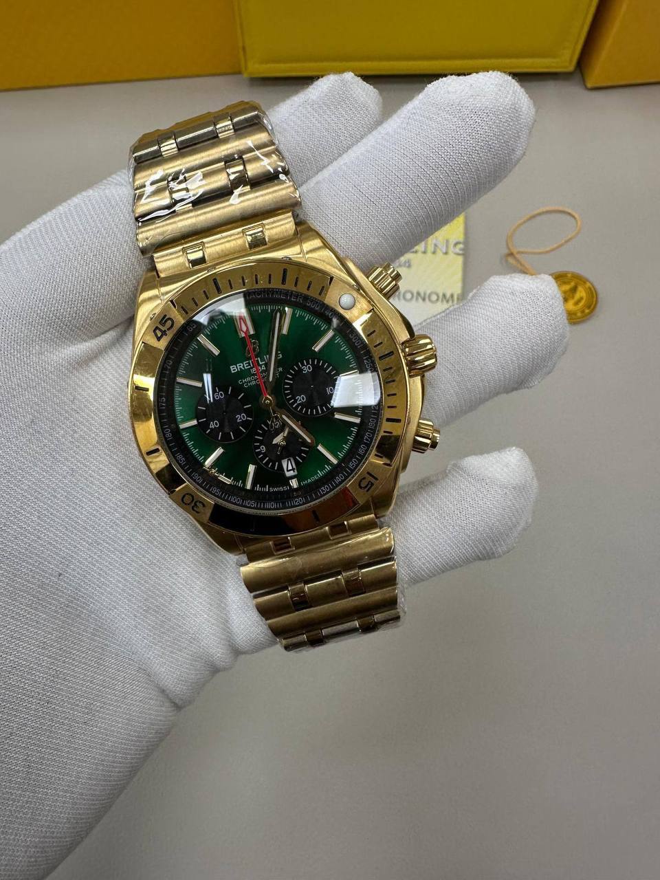 Breitling Chronomat B01 Chronograph Green Dial Golden Bracelet Mens Watch Best Sale UK Reps AAA Quality