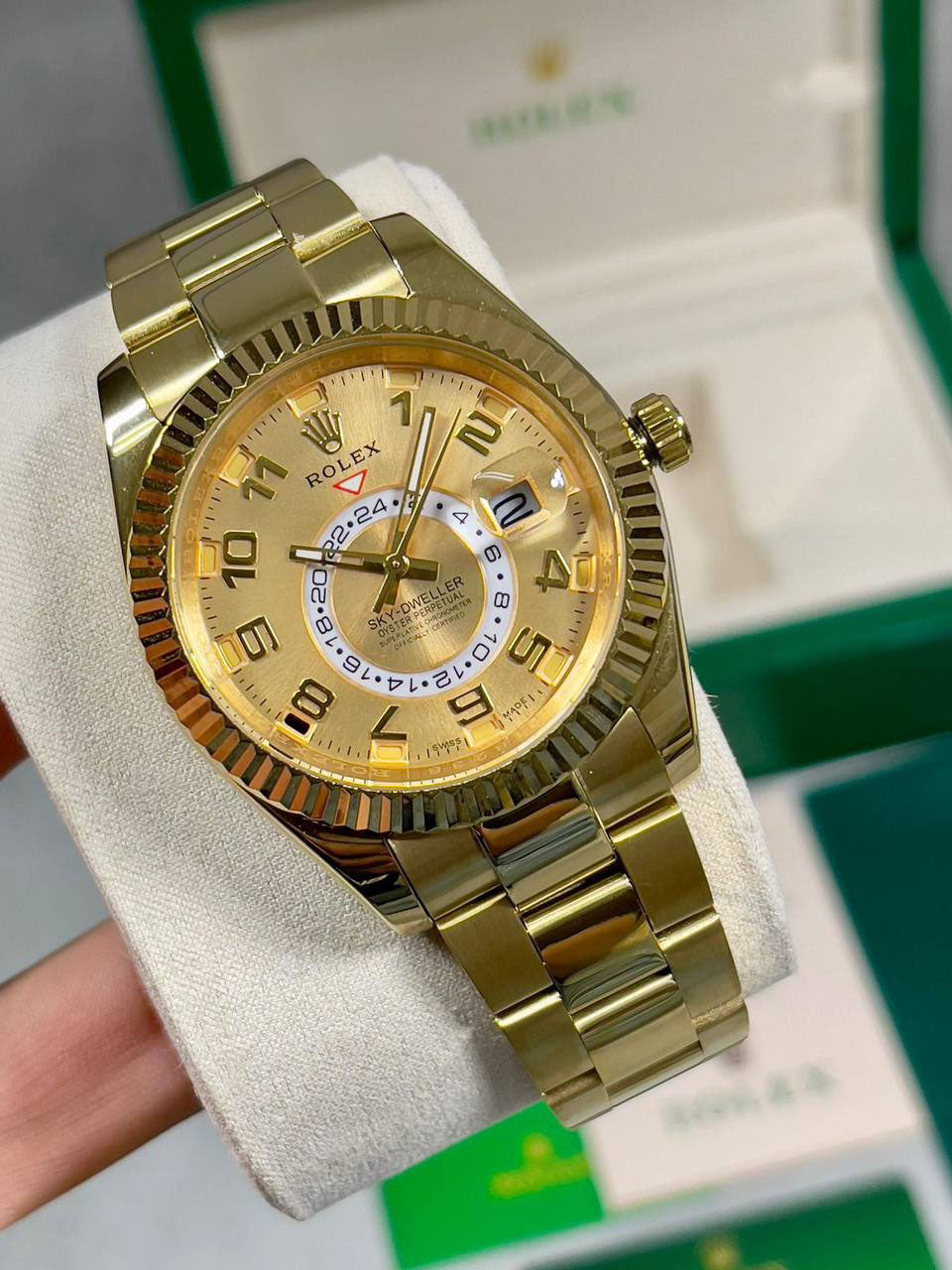 Rolex Sky-Dweller Yellow Gold Champagne Oyster Bracelet Mens Watch Best Sale UK Reps AAA Quality