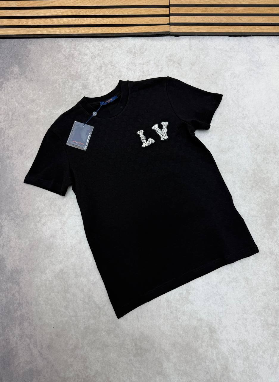 Louis Vuitton Cotton Pique with Embroidered LV in Multiple Colors T-Shirt UK Reps AAA Quality