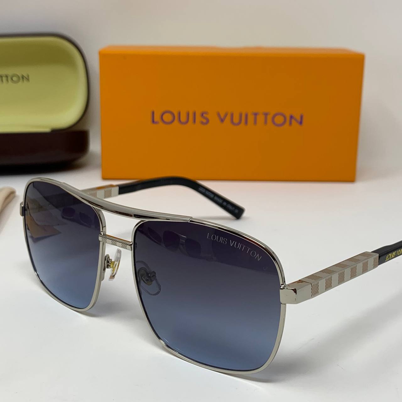 Louis Vuitton Attitude Pilote Sunglasses Mens UK Reps AAA Quality