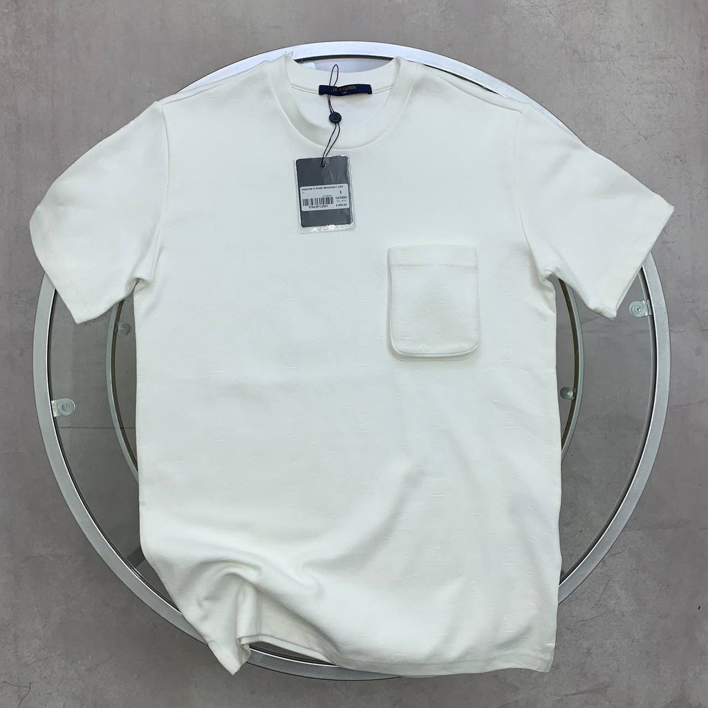 Louis Vuitton Signature Pocket Mens T-Shirt in Multiple Colors UK Reps AAA Quality