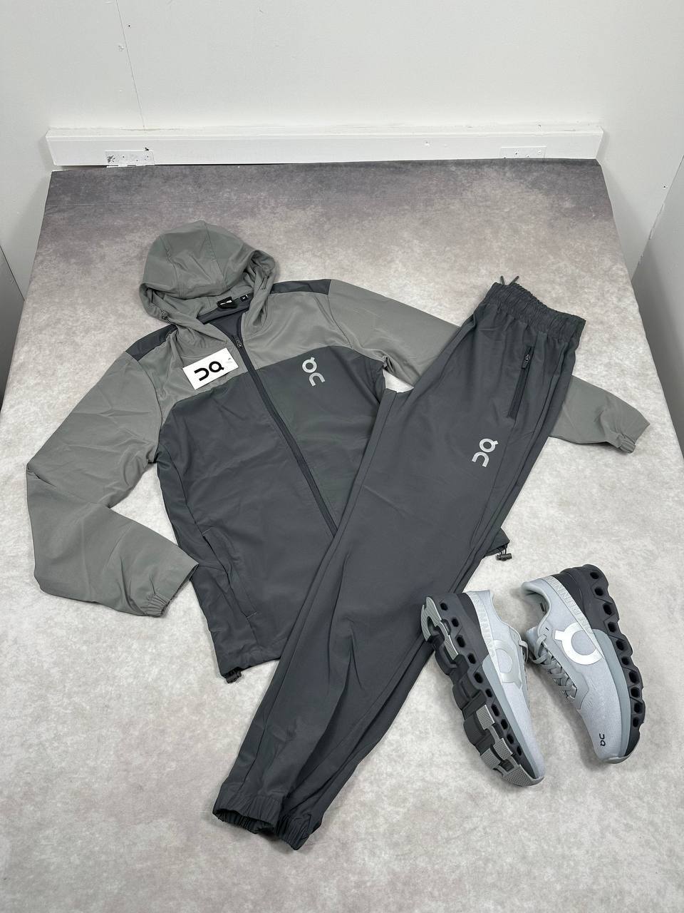 On Cloud Monster Running QC Logo Sports Tracksuits Mens in Multiple Colors Best Sale UK Reps AAA Quality