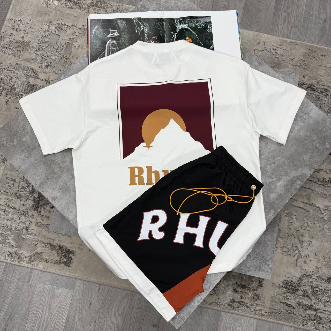 Rhude Moonlight T-Shirts & Shorts Set in Multiple Colors UK Reps AAA Quality