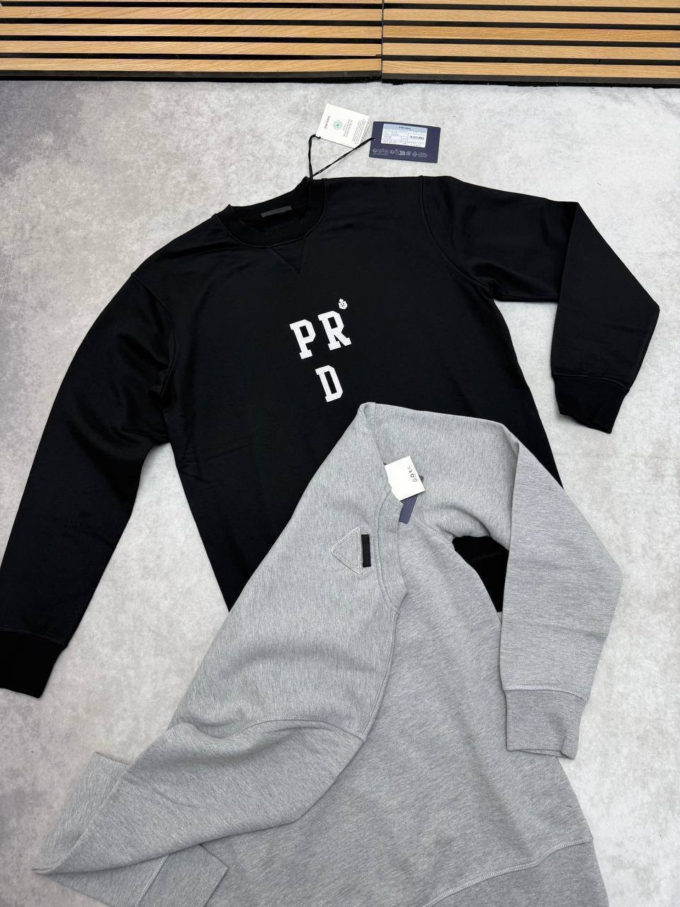 Prada Logo-Embroidered Mens Jumpers in 2 Colors UK Reps AAA Quality