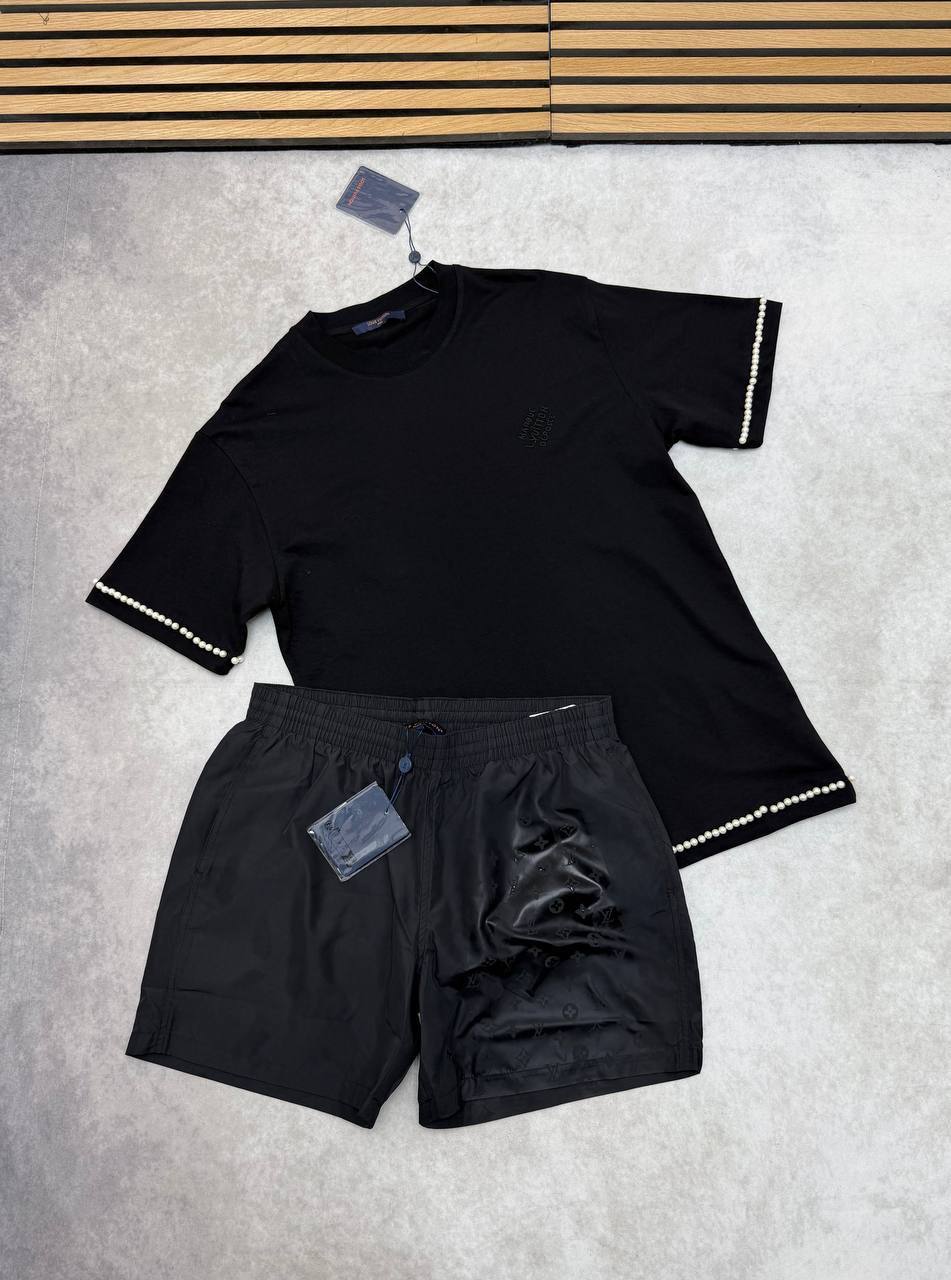 Louis Vuitton Pearl-Embellished Set Mens T-Shirt & Shorts Set UK Reps AAA Quality