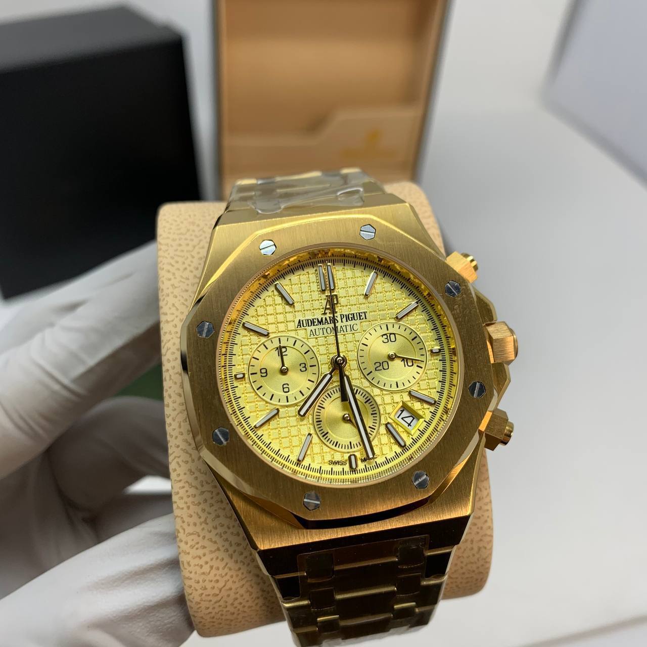 Audemars Piguet Royal Oak Chronograph Yellow Gold Men Watch UK Reps AAA Quality