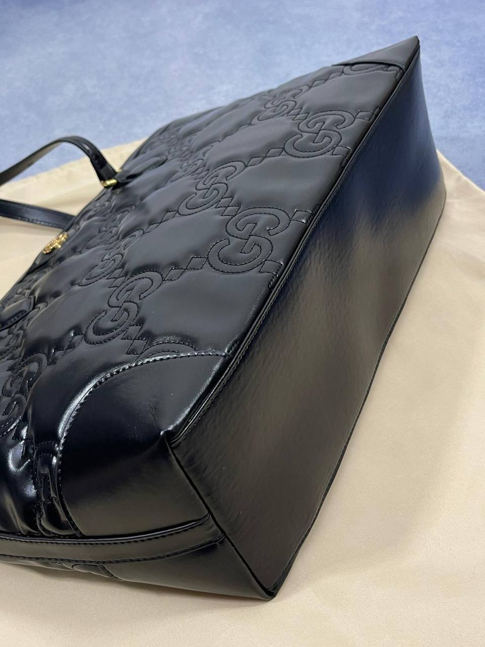 Gucci Matelassé Leather Tote Womens Bag in Black Color UK Reps AAA Quality