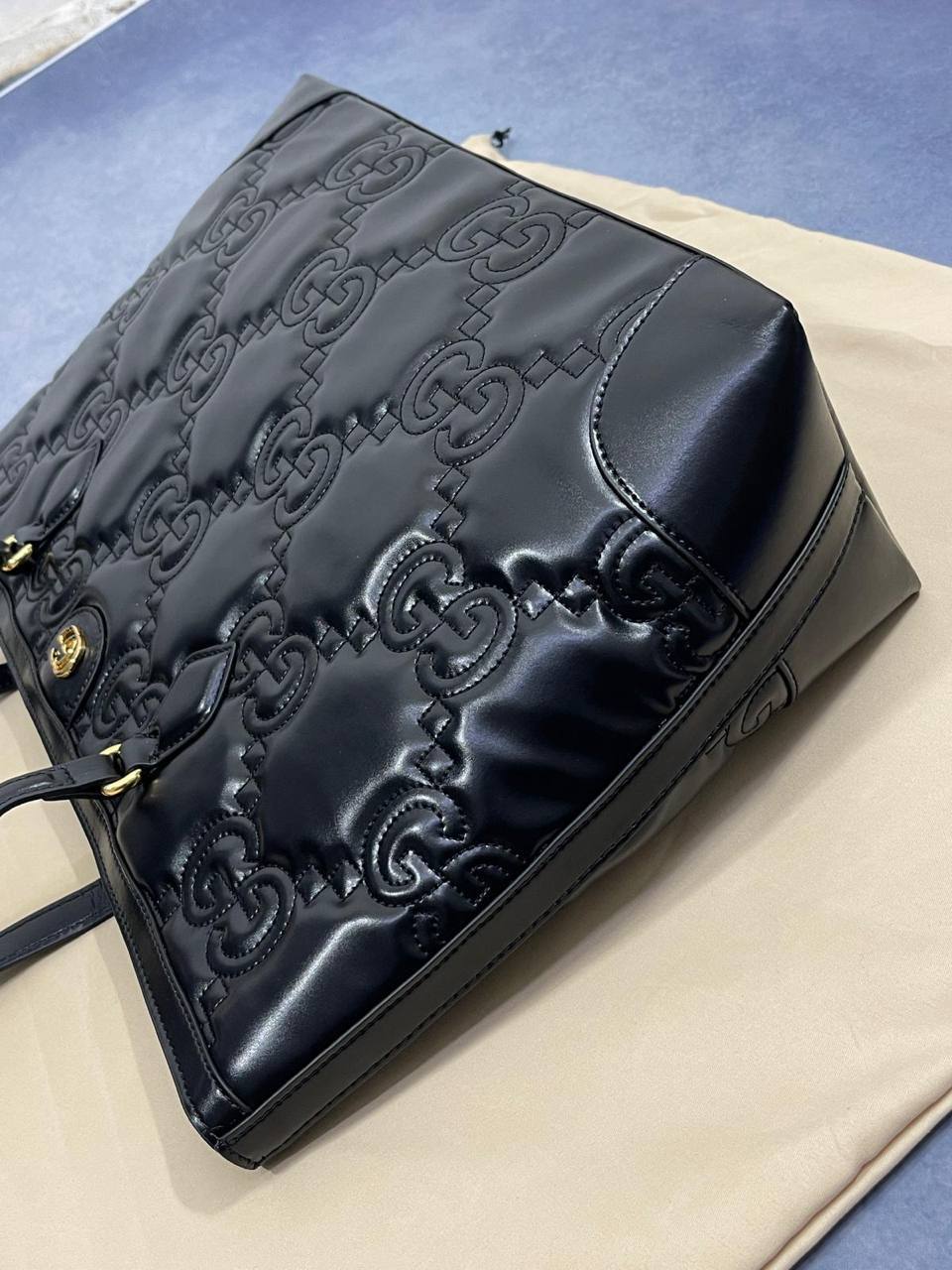 Gucci Matelassé Leather Tote Womens Bag in Black Color UK Reps AAA Quality