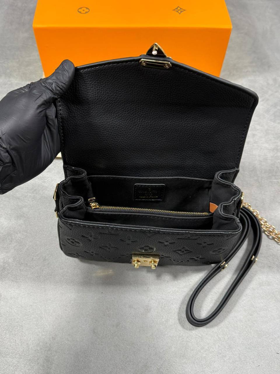 Louis Vuitton Pochette Métis Womens Bag in Black Color UK Reps AAA Quality