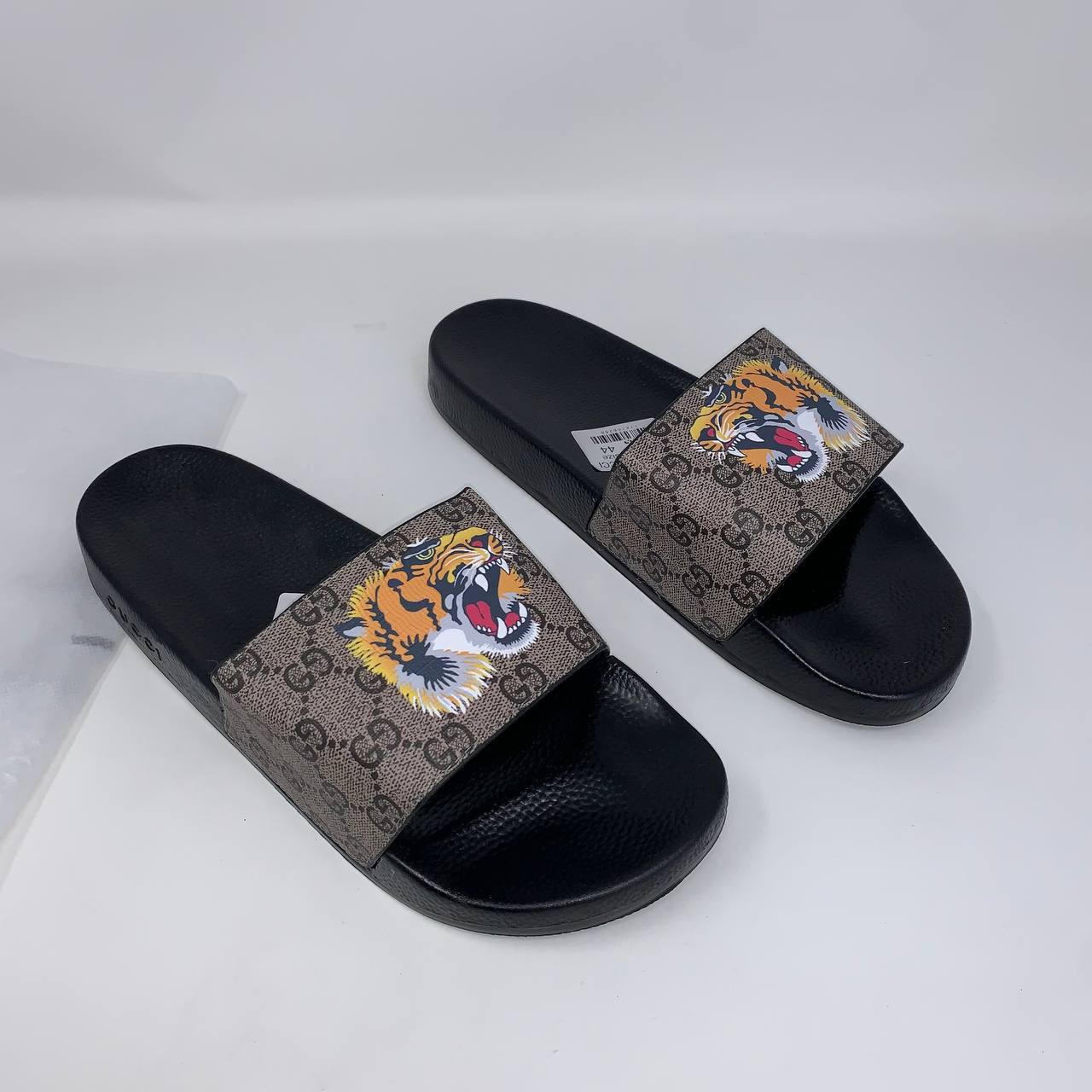 Gucci GG Supreme Tiger Sliders Mens UK Replica AAA Quality