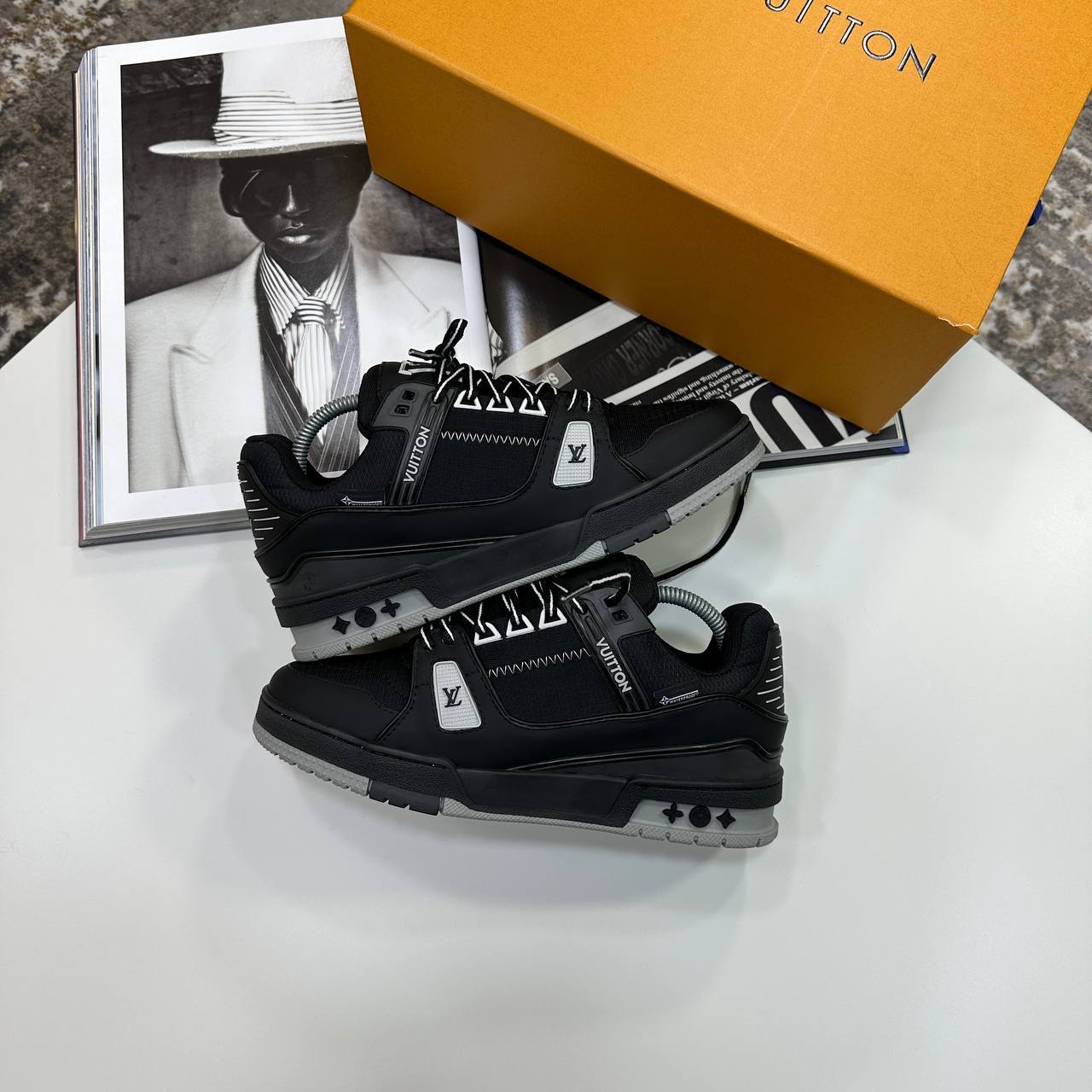 Louis Vuitton LV Runner Black Technical Sneakers UK Reps AAA Quality