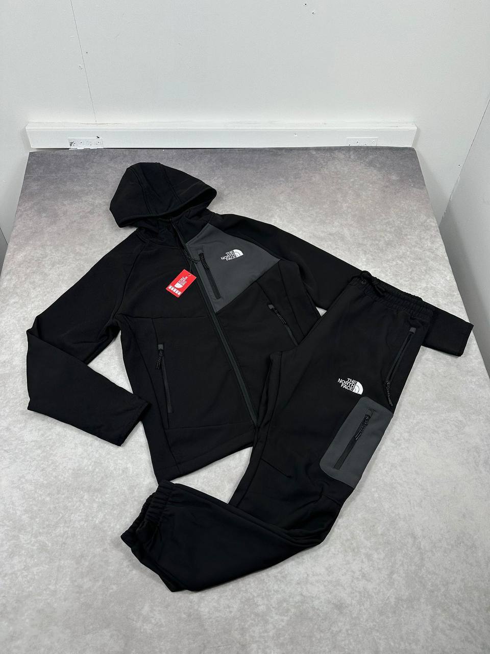 The North Face Mountain Athletics Mens Tracksuit in Multiple Colors Best Sale UK Reps AAA Quality