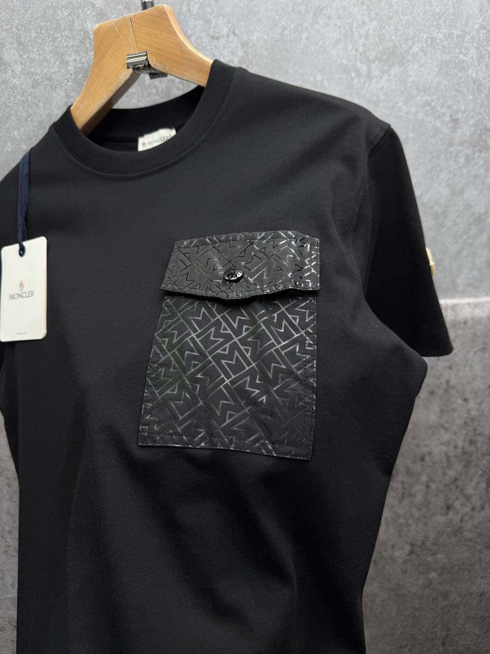 Moncler Monogram Pocket T-Shirt Mens in 2 Colors Best Sale UK Reps AAA Quality