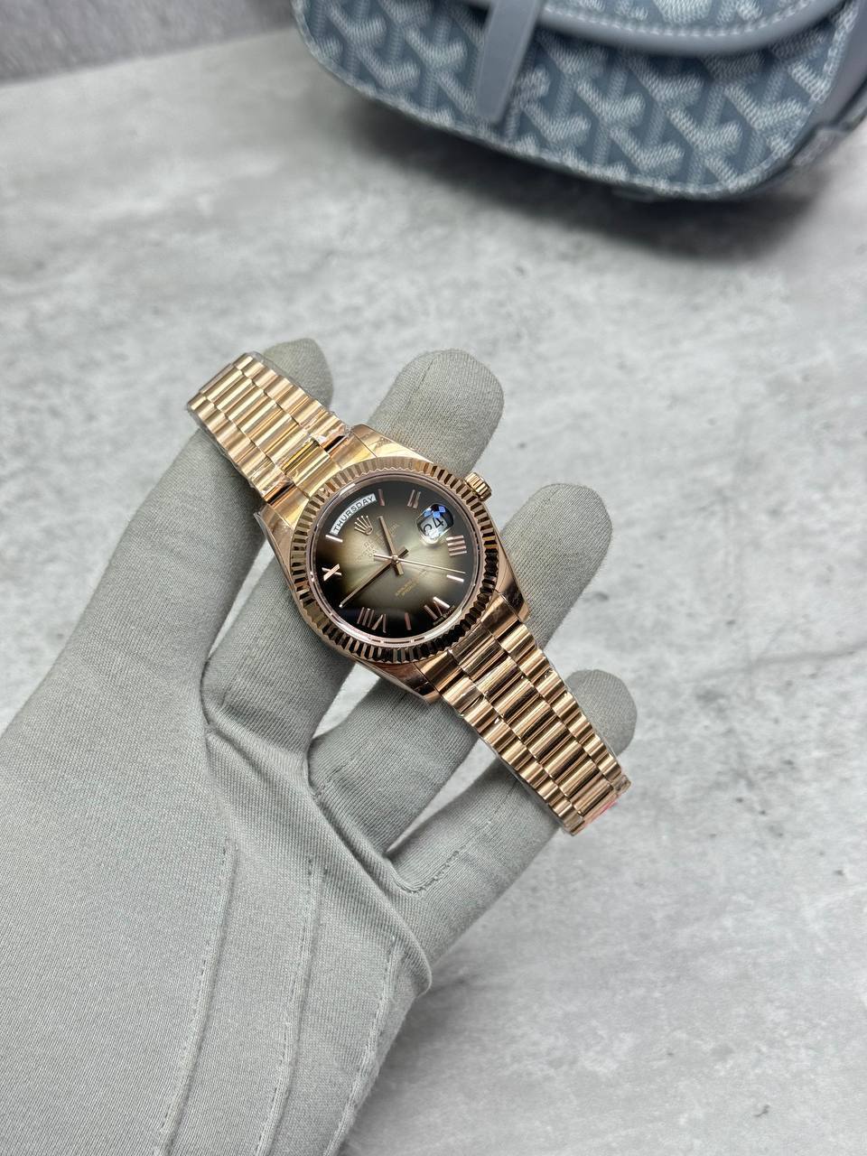 Rolex Day-Date Roman Slate Ombre Dial Fluted Bezel Watch with Rose Gold Bracelet Mens Watches Best Sale UK Reps AAA Quality