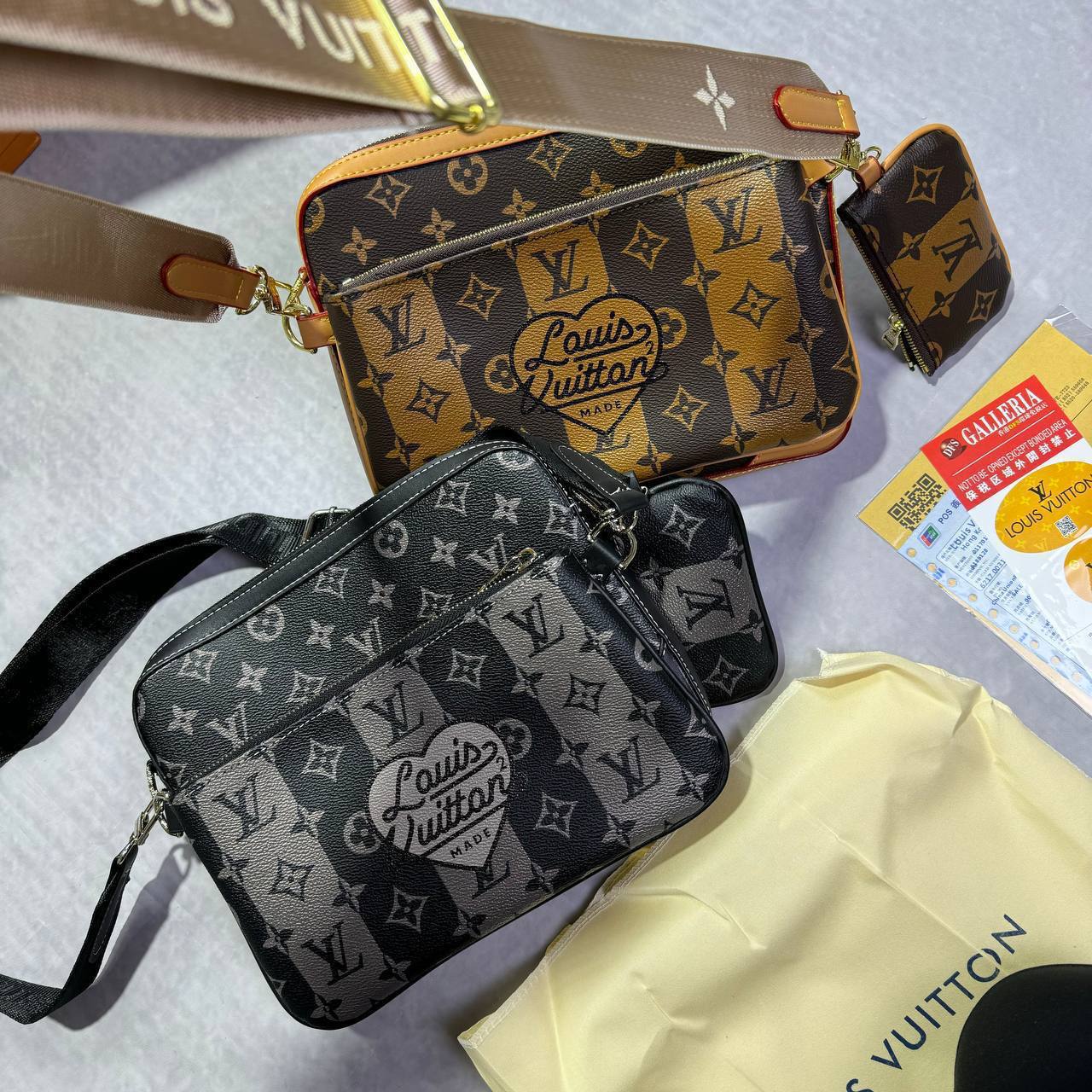 Louis Vuitton Louis V Nigo 2 Trio Messenger Mens Bags in 2 Colors Best Sale UK Reps AAA Quality