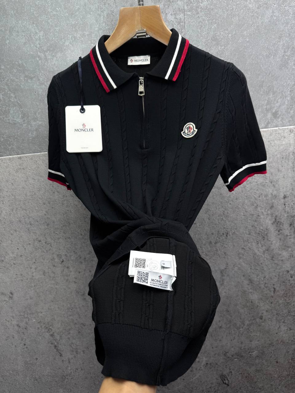 Moncler Cotton Waffle Rib Cuff Patch Half Zip Knitted Polo Shirts Mens in 2 Colors UK Reps AAA Quality
