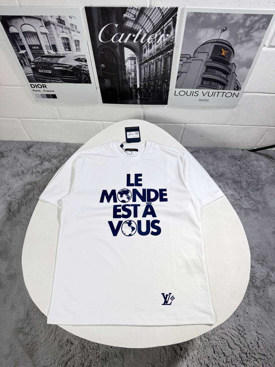 Louis Vuitton Logo T-Shirts in 2 Colors UK Reps AAA Quality