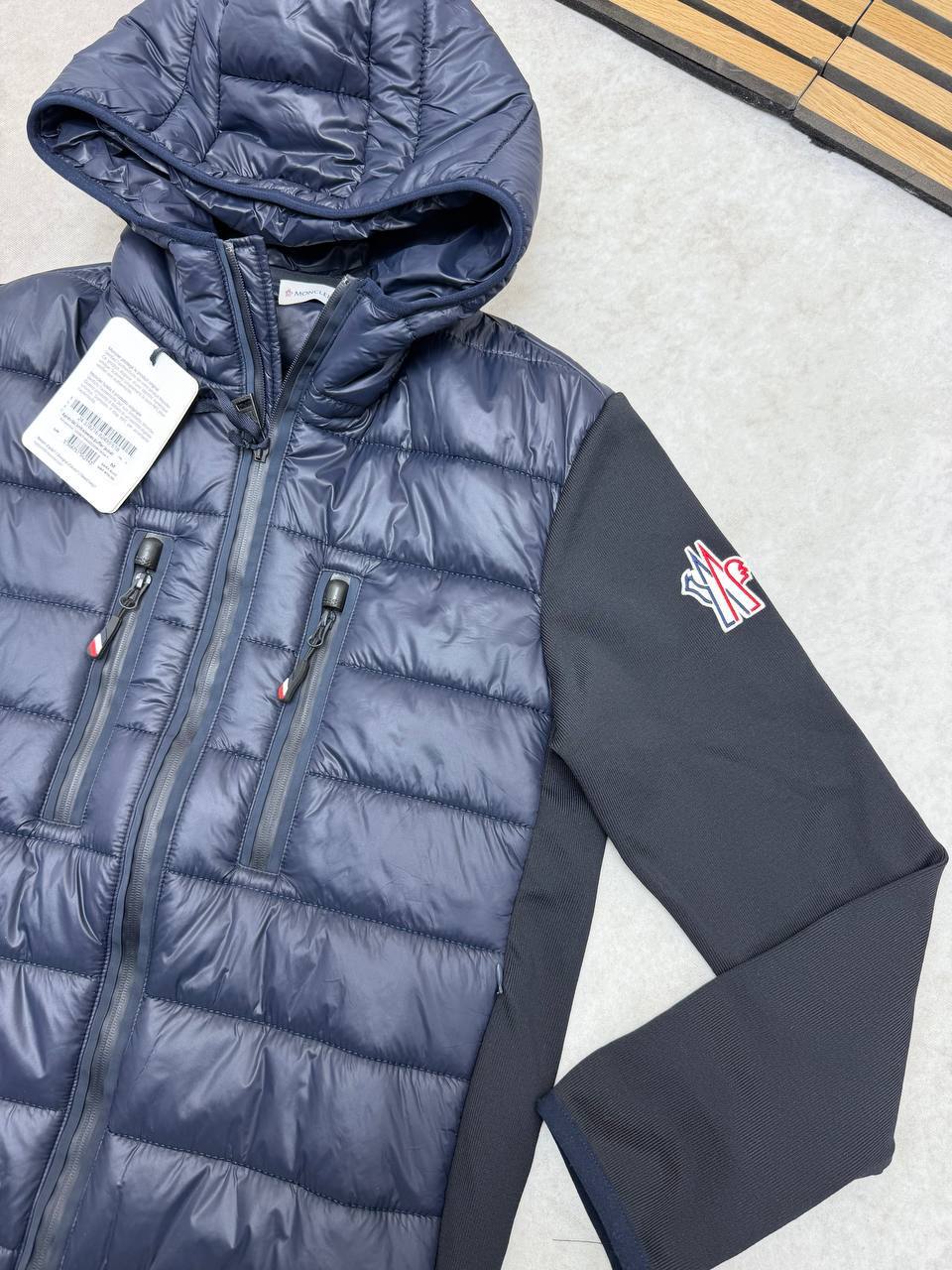 Moncler Hybrid Padded Jacket in 2 Colors UK Reps AAA Quality
