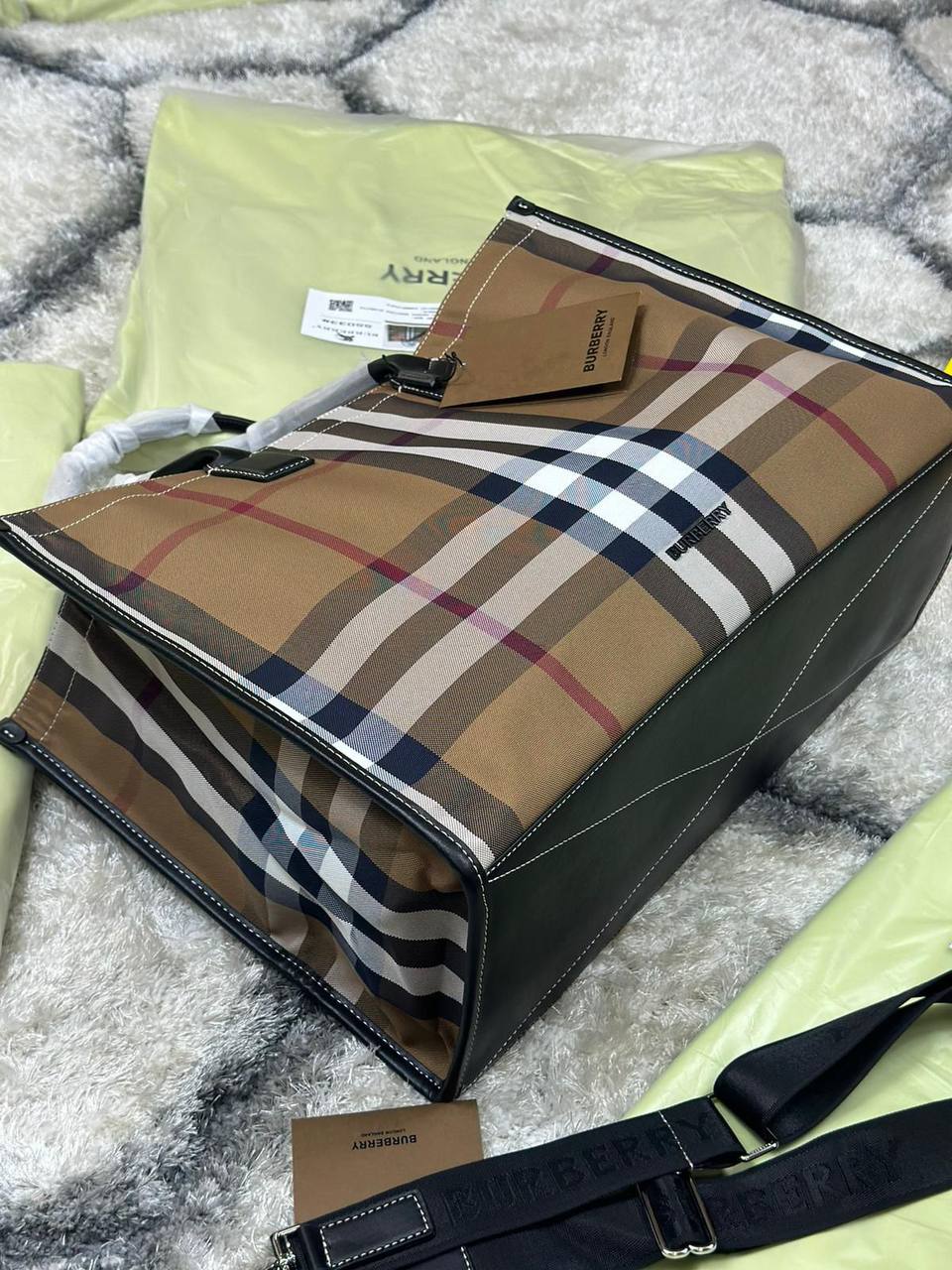 Burberry Denny Tote Messenger Bag UK Reps AAA Quality