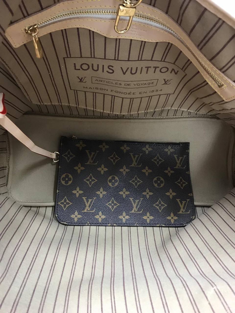 Louis Vuitton MM in Monogram Womens Bag UK Reps AAA Quality