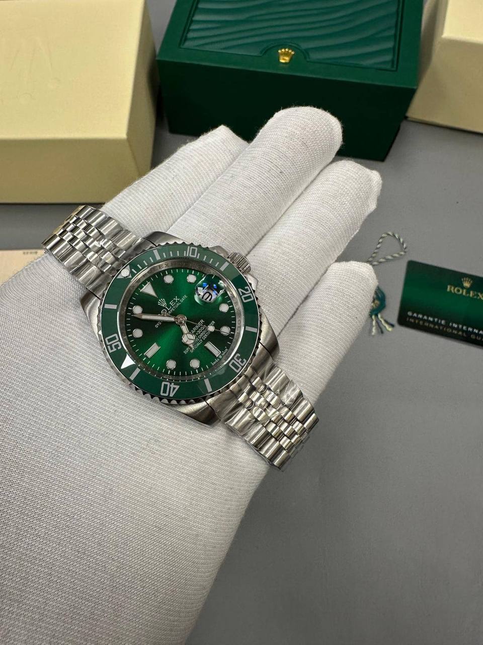 Rolex Submariner Date Hulk / Jubilee Mens Watch UK Reps AAA Quality
