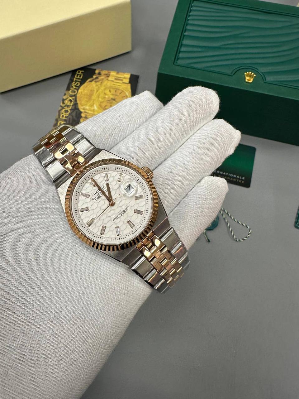 Rolex Oyster Perpetual Land-Dweller Everose Rolesor Mens Watch UK Reps AAA Quality