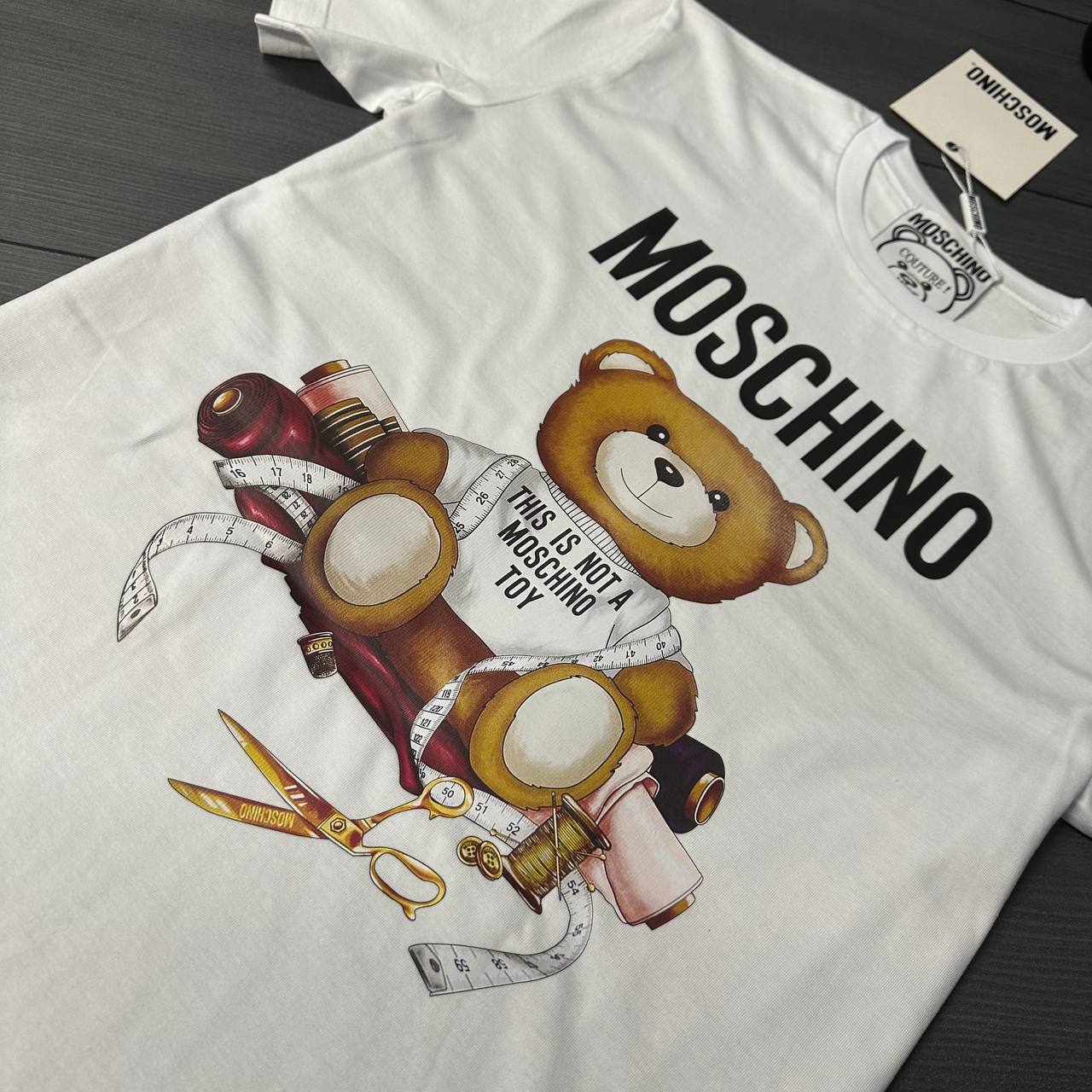 Moschino Sartorial Teddy Cotton T-Shirts in 2 Colors UK Reps AAA Quality