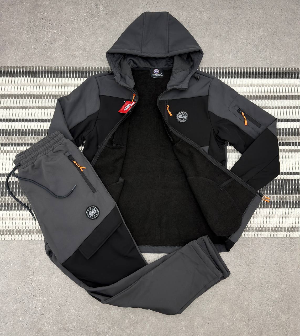 Canada Goose Sports Full Zip Hoodie Black Label Tracksuits in Multiple Colors Mens UK Replica AAA Quality