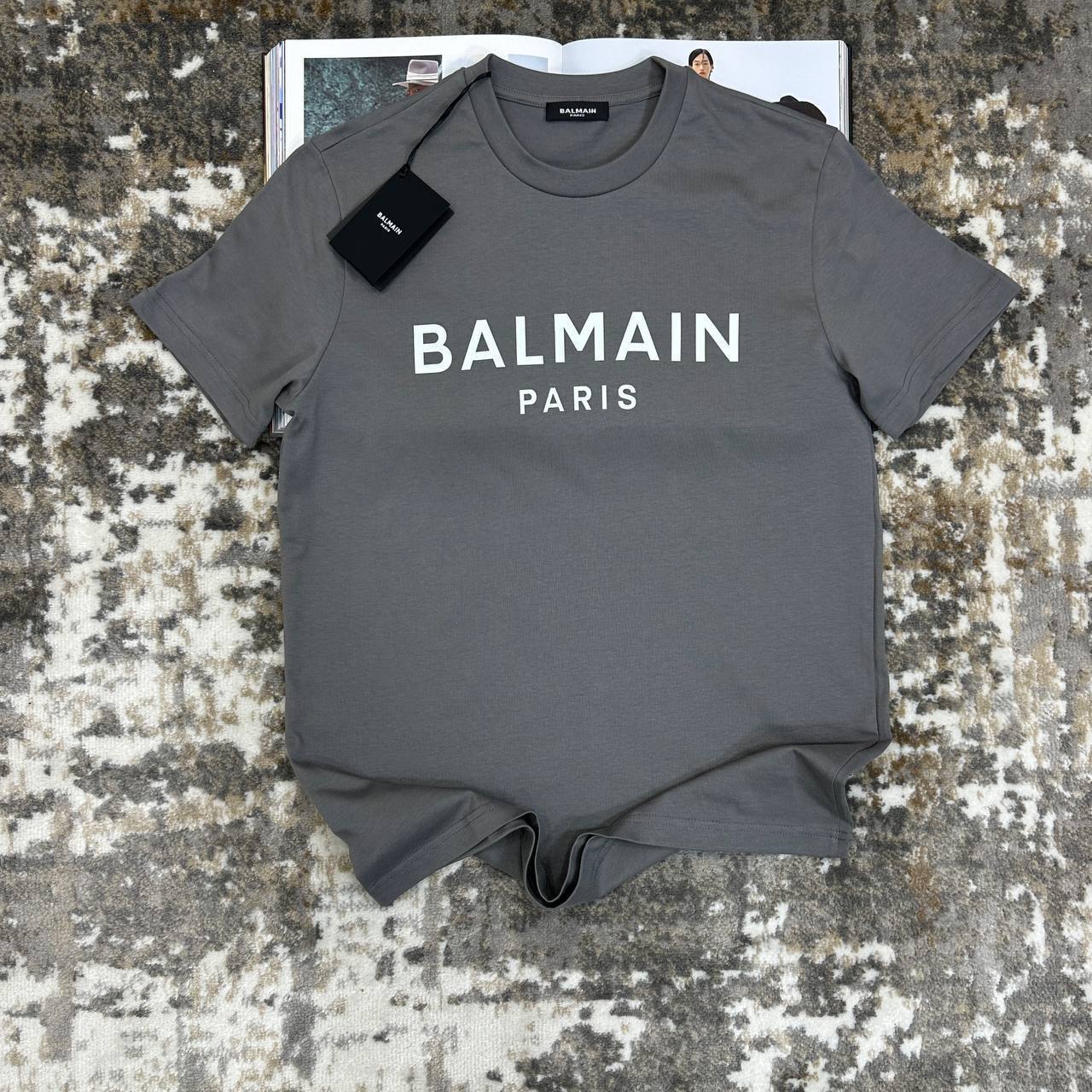 Balmain Logo Print Crewneck T-shirt in Multiple Colors Mens Best Sale UK Reps AAA Quality