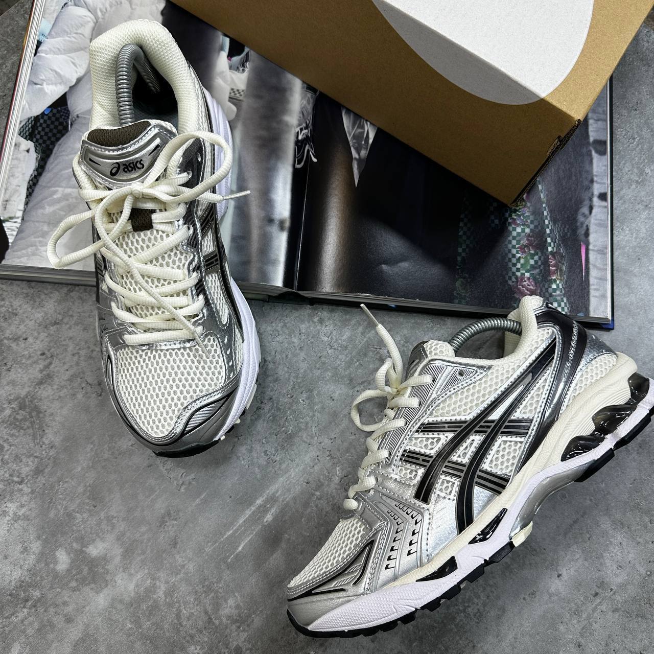 Asics Gel-Kayano 14 White/Graphite Grey Mens Trainers Best Sale UK Reps AAA Quality