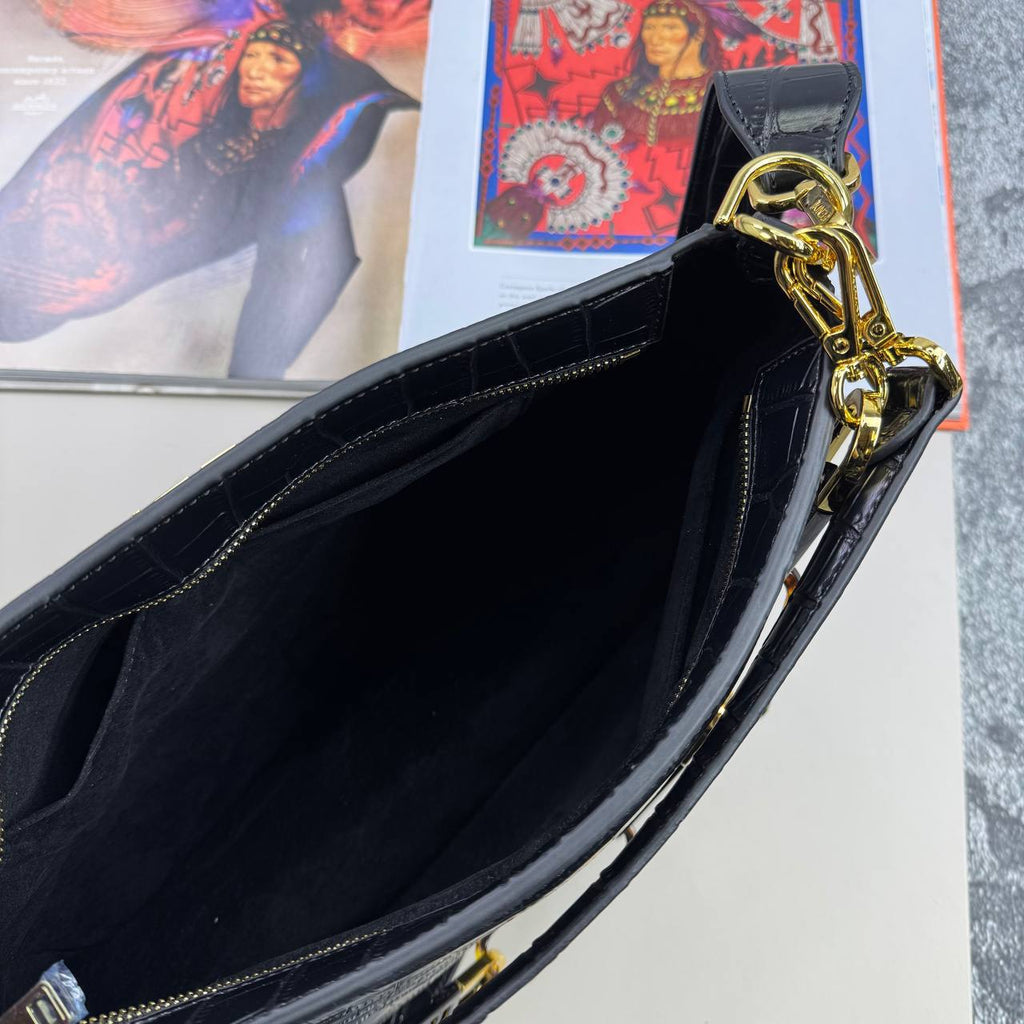 Fendi Crocodile-Embossed Women's Bag in Black Color UK Reps AAA Quality