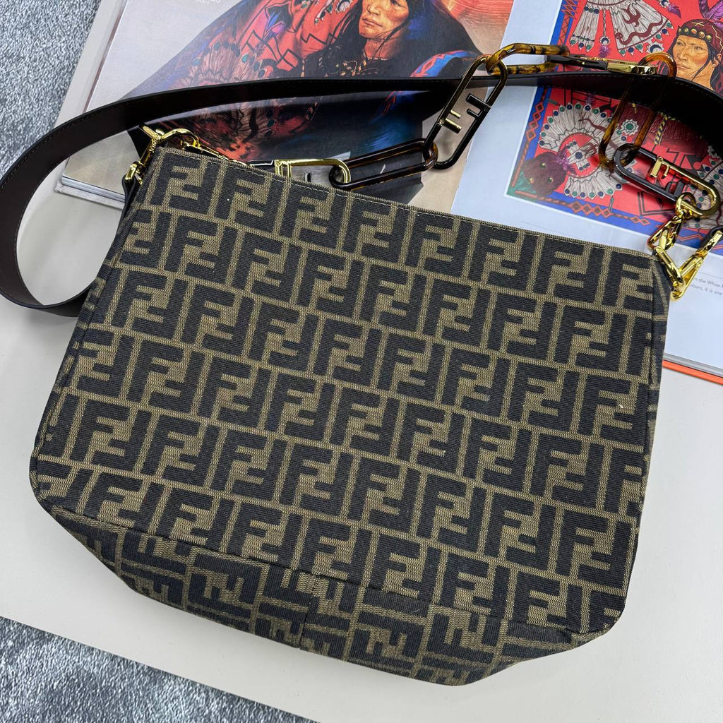 Fendi Zucca Monogram Women's Bag UK Reps AAA Quality