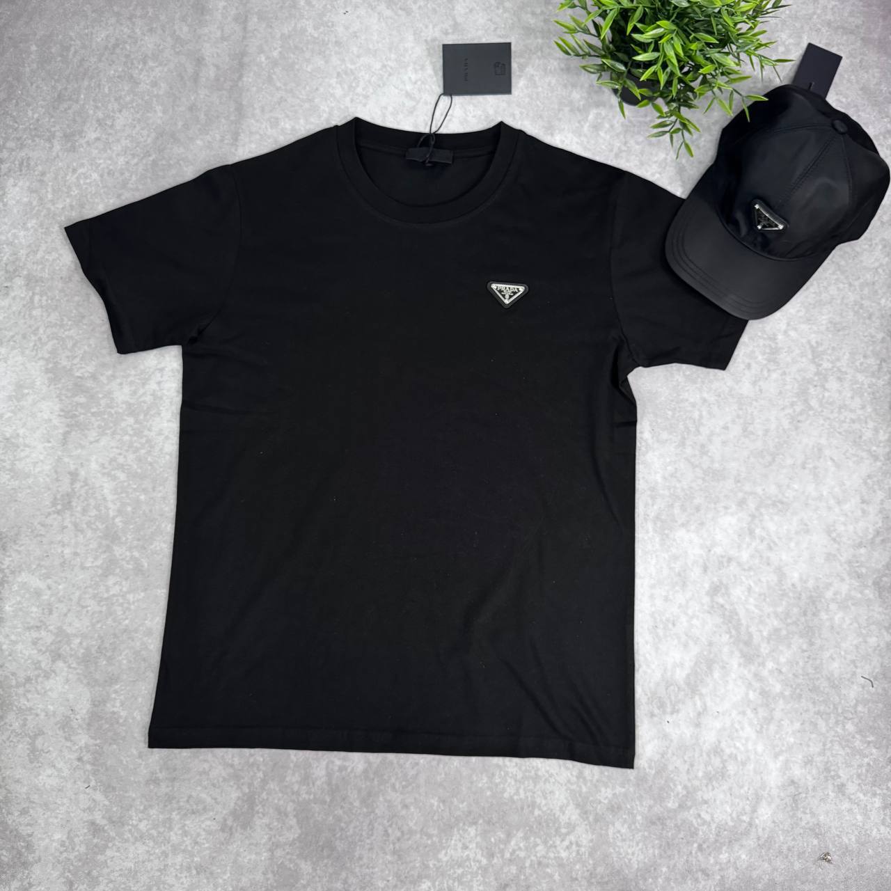 Prada Triangle Logo Short Sleeve T-Shirts & Shorts Set in Multiple Colors Mens UK Reps AAA Quality