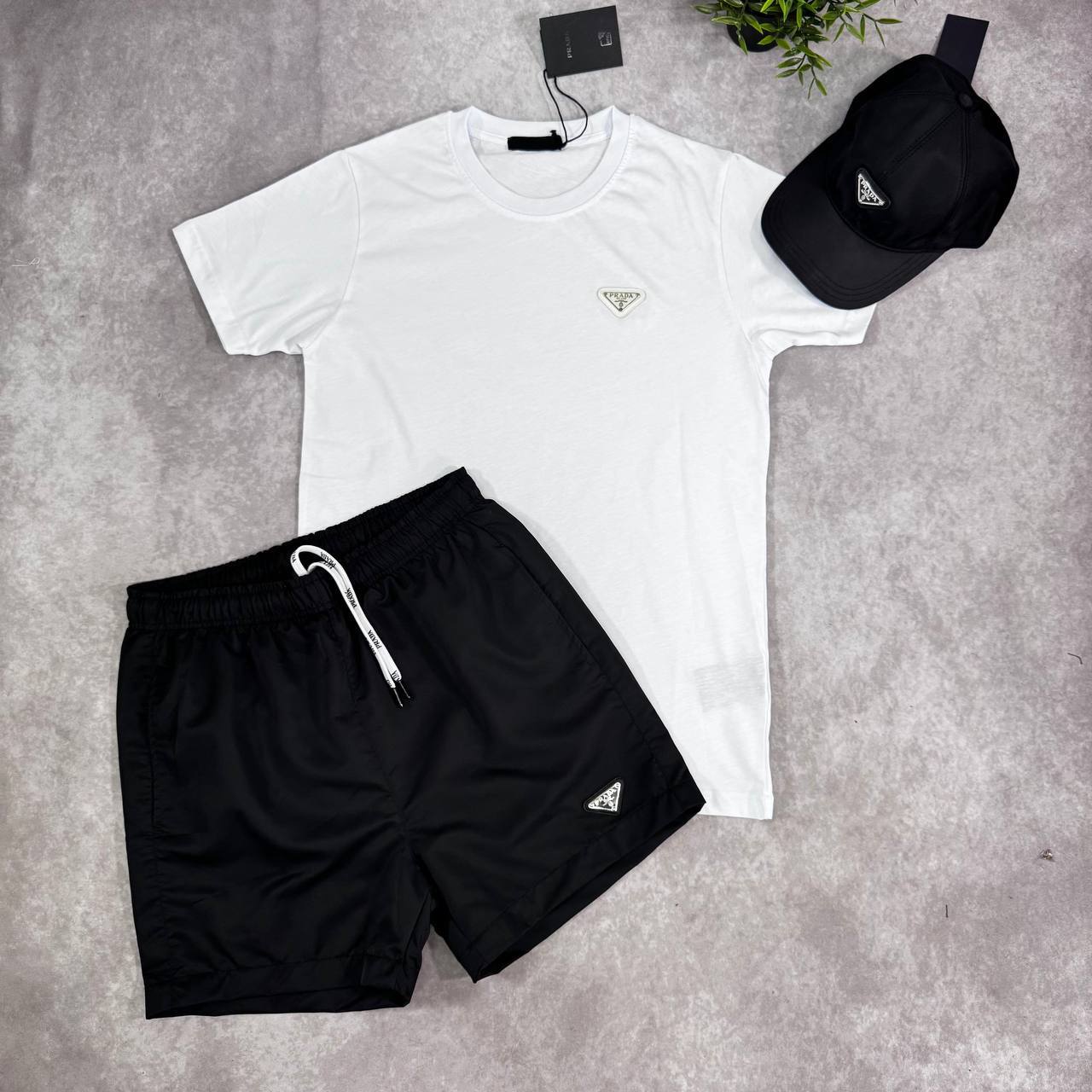Prada Triangle Logo Short Sleeve T-Shirts & Shorts Set in Multiple Colors Mens UK Reps AAA Quality