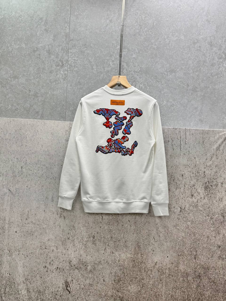 Louis Vuitton Graphic LV Logo Jumper in 2 Colors UK Reps AAA Quality