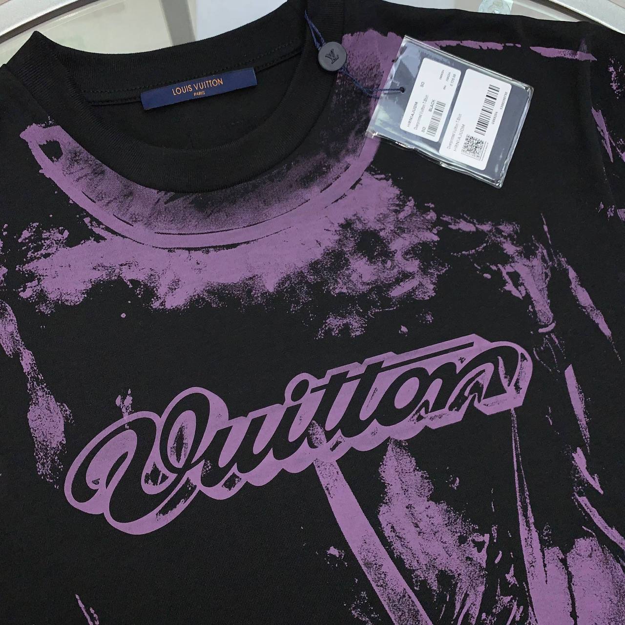 Louis Vuitton Overprinted T-Shirt in 2 Colors UK Reps AAA Quality