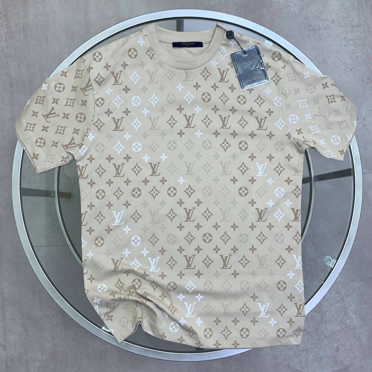 Louis Vuitton Monogram Gradient T-Shirt in 2 Colors UK Reps AAA Quality