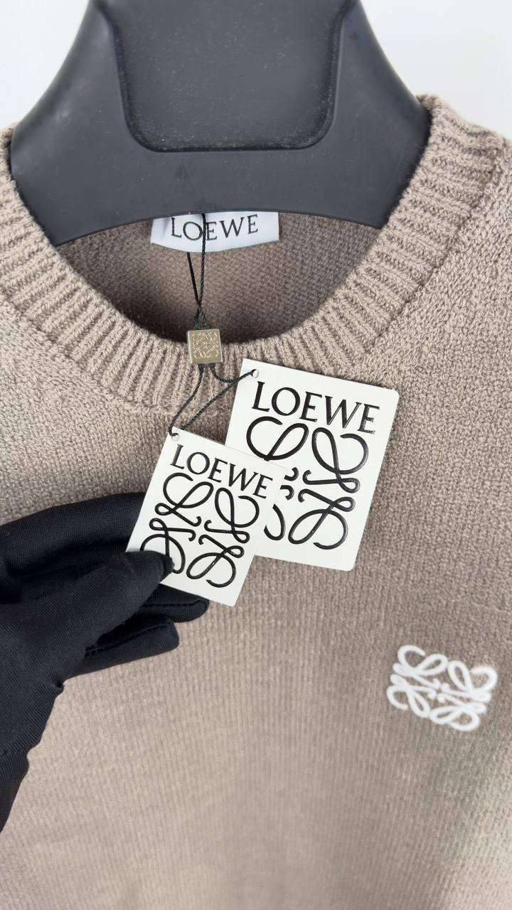 Loewe Anagram Chest Logo Round Neck Mens Jumpers in 2 Colors Best Sale UK Reps AAA Quality