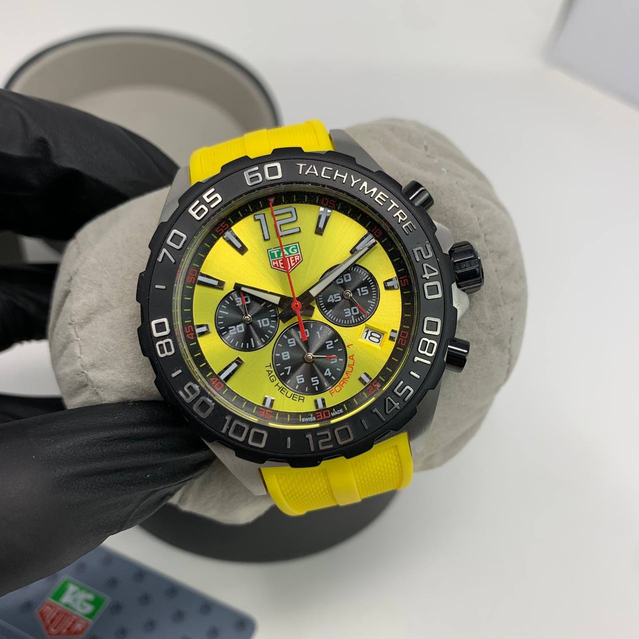 Tag Heuer Formula 1 Quartz Chronograph Yellow Dial & Silicone Strap Mens Watches Best Sale UK Reps AAA Quality