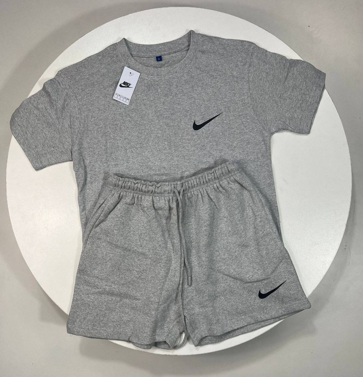 Nike Everyday Essentials T-Shirt & Shorts Set Women's UK Reps AAA Quality