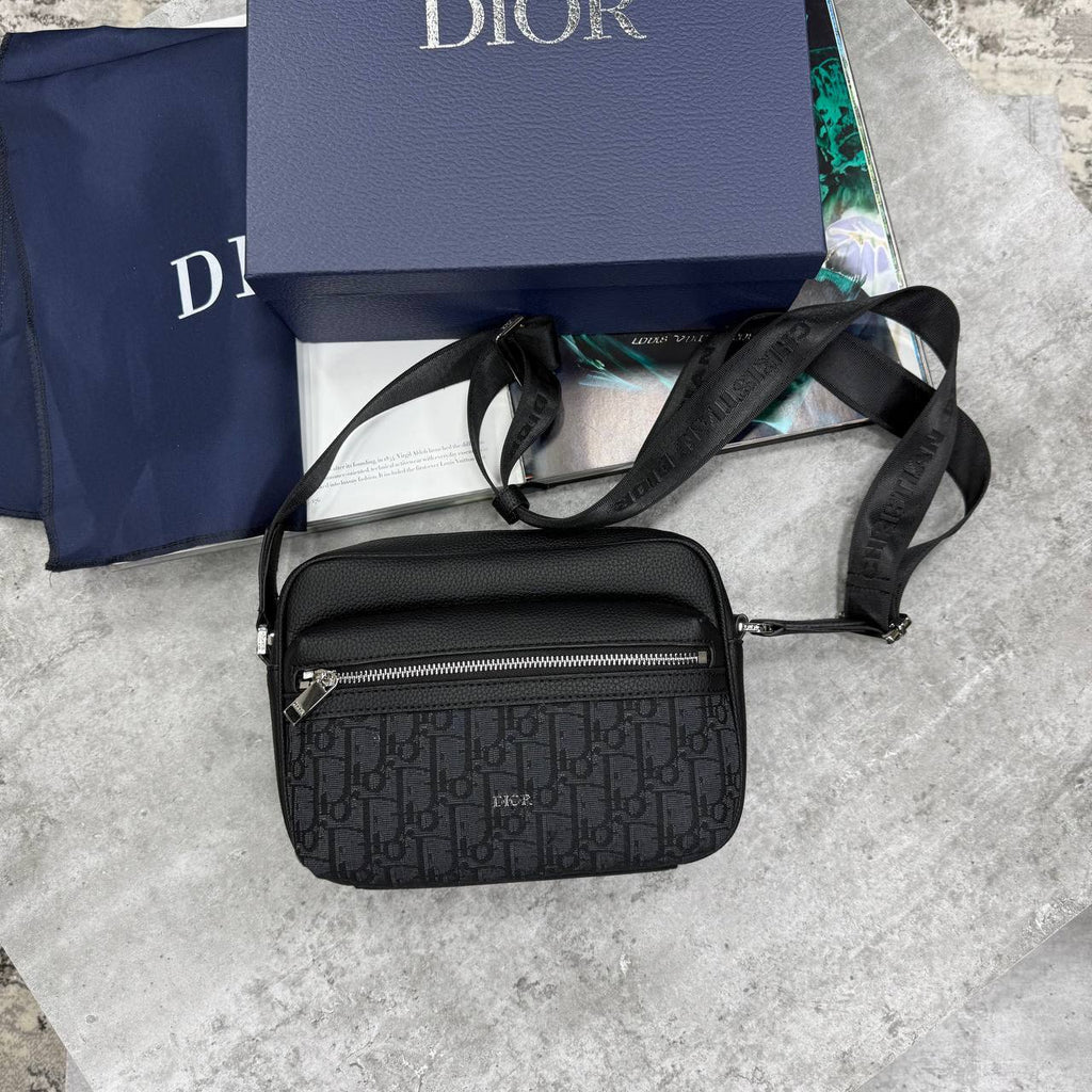 Christian Dior Men's Rider 2.0 Zipped Messenger Black Oblique Jacquard Bag UK Reps AAA Quality