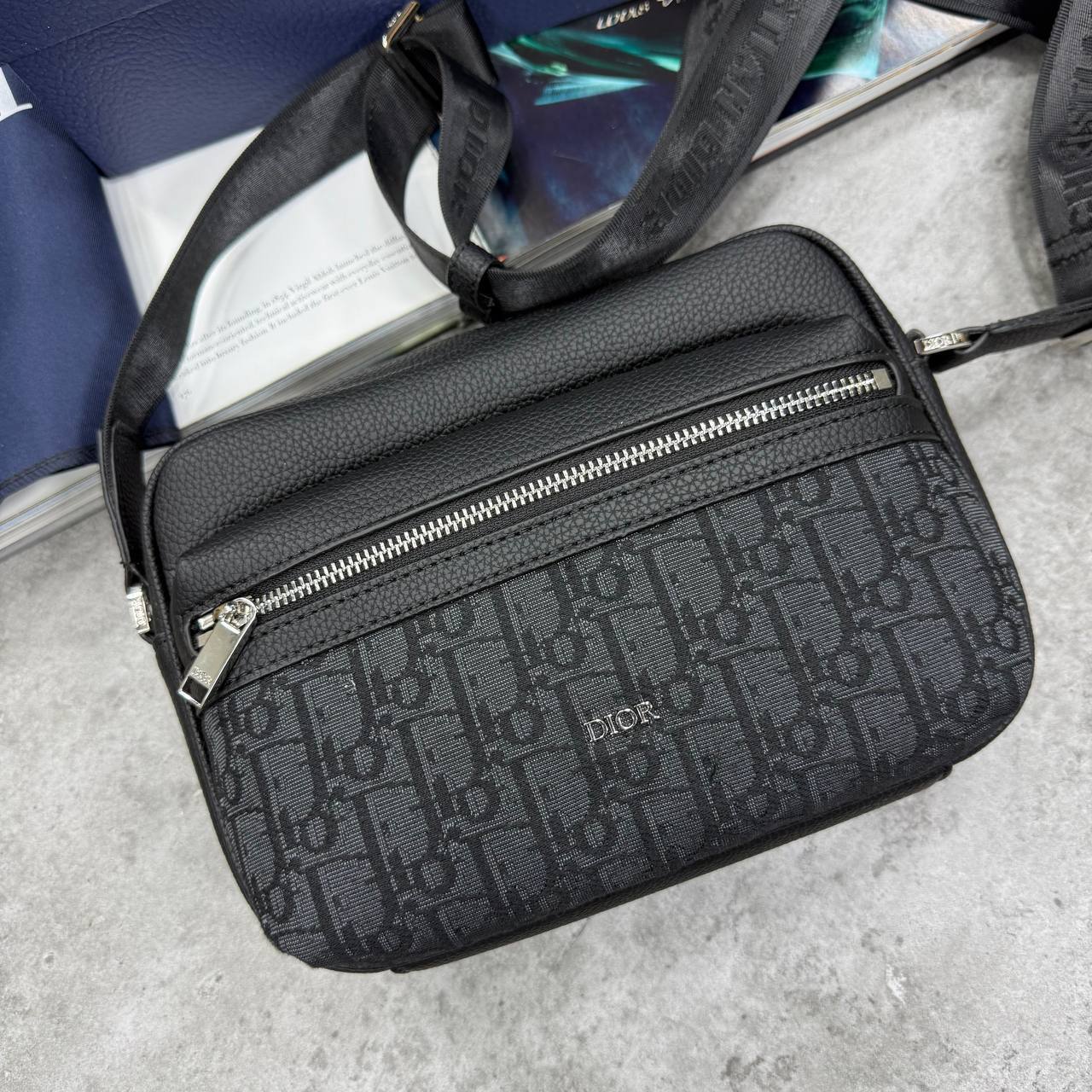 Christian Dior Men's Rider 2.0 Zipped Messenger Black Oblique Jacquard Bag UK Reps AAA Quality