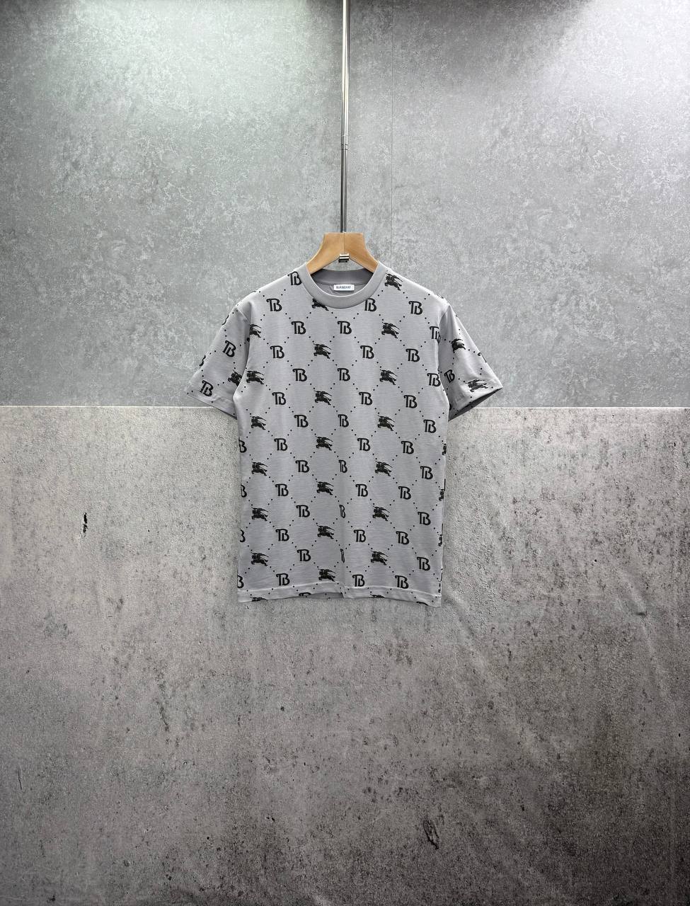 Burberry Monogram Print Mens T-Shirt in 2 Colors Best Sale UK Reps AAA Quality