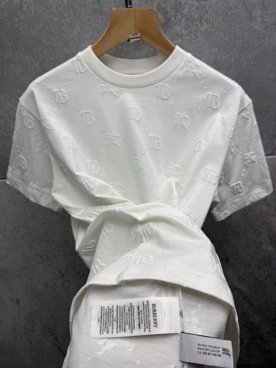 Burberry Monogram Print Mens T-Shirt in 2 Colors Best Sale UK Reps AAA Quality