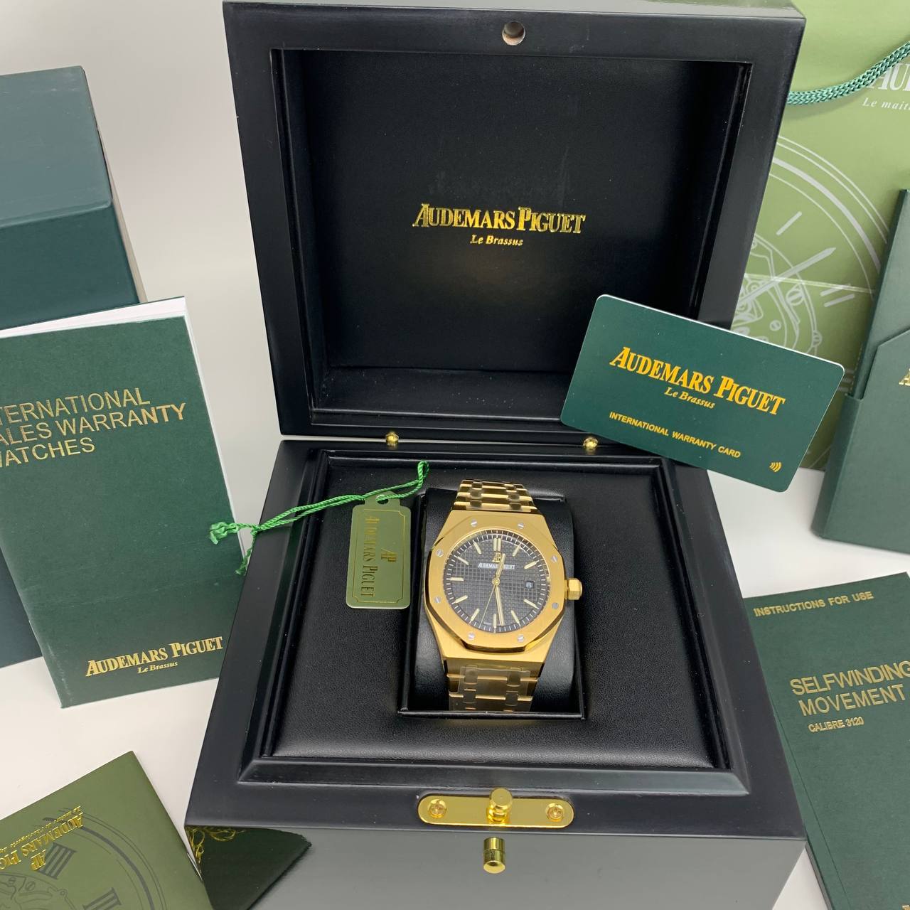 Audemars Piguet Royal Oak Golden Chain Black Dial Mens Watch Best Sale UK Reps