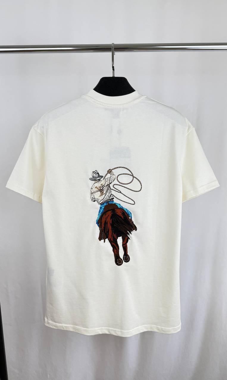 Louis Vuitton Graphic T-Shirts in 2 Colors UK Reps AAA Quality
